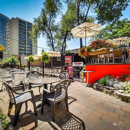 Isabella Hotel & Suites Торонто Экстерьер фото