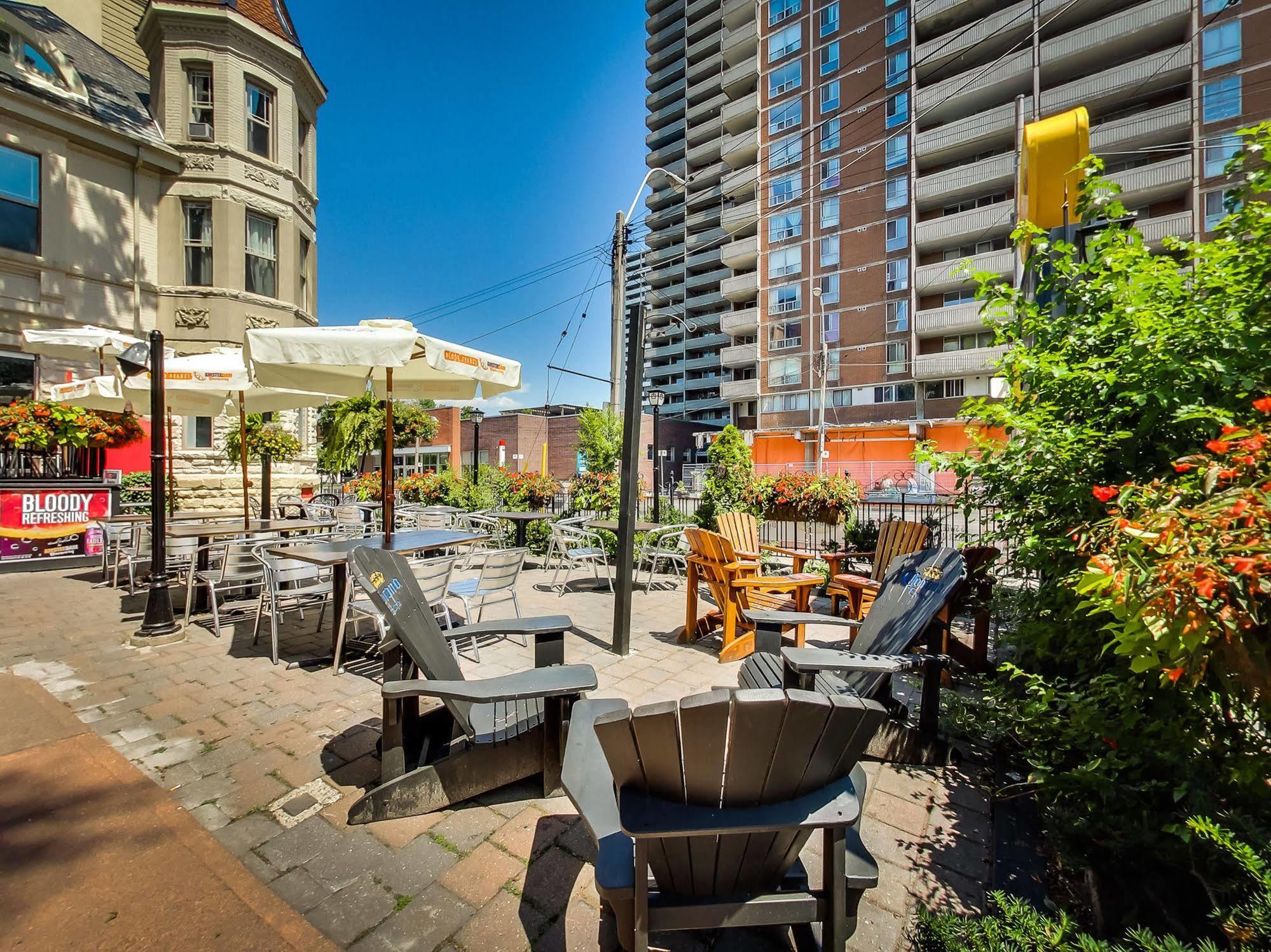 Isabella Hotel & Suites Торонто Экстерьер фото